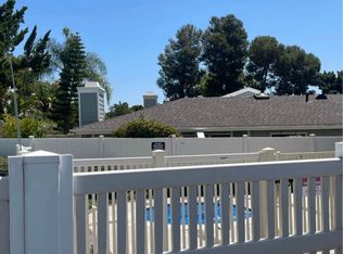 917 Wentworth Cir, Vista, CA 92081