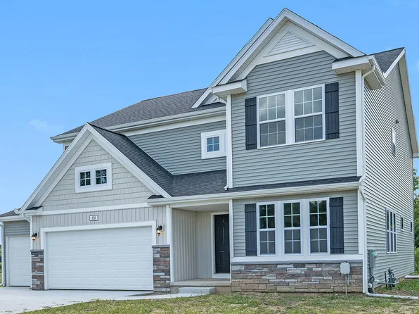 8355 Scots Pine Cir, Kalamazoo, MI 49009
