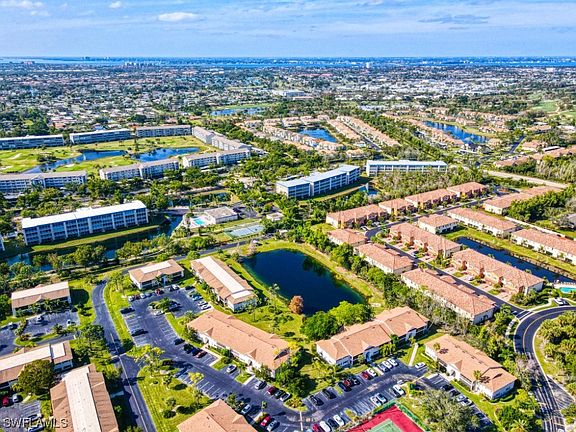 5th image of 14840 Summerlin Woods Dr Unit 13