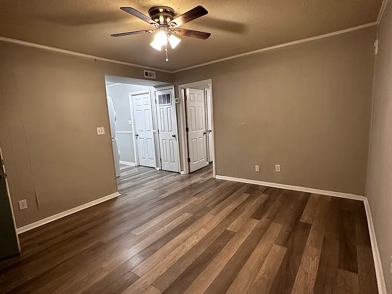 3805 Colonial Park Cir SW #2 — Photo 6