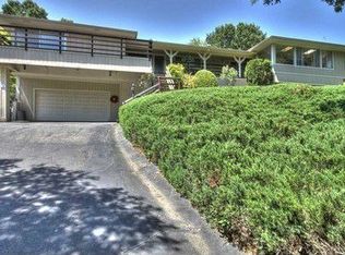 403 Oak Ln, Pleasanton, CA 94566