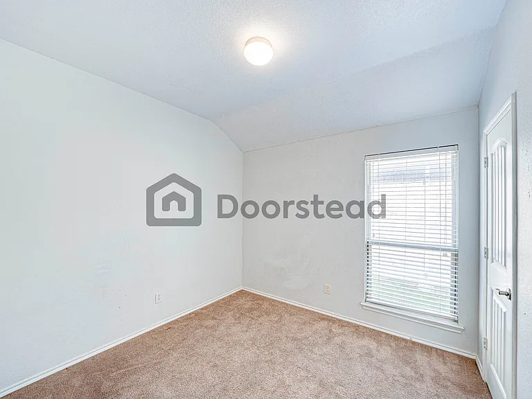 8924 Whirlwind Trl — Photo 14