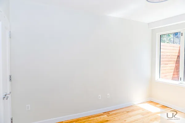 Rented by Urban Realty NYC | media 25