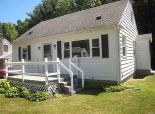 107 Broadmoor Dr, Camillus, NY 13031