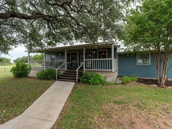 225 Ischar Trl, Mason, TX 76856