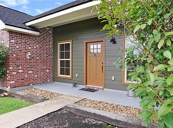 2nd image of 2586 Ravenway Dr