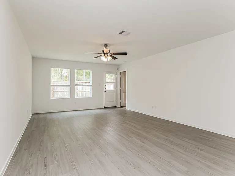 1717 Lofty Cedar Ct — Photo 5