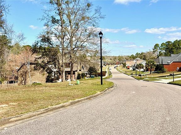 3rd image of 1920 Bradshire Dr #22