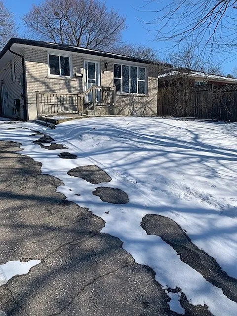 5 Conrad Ct