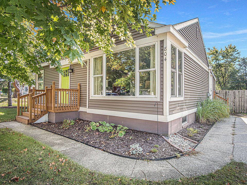 804 Anderson St, Ludington, MI 49431 Zillow