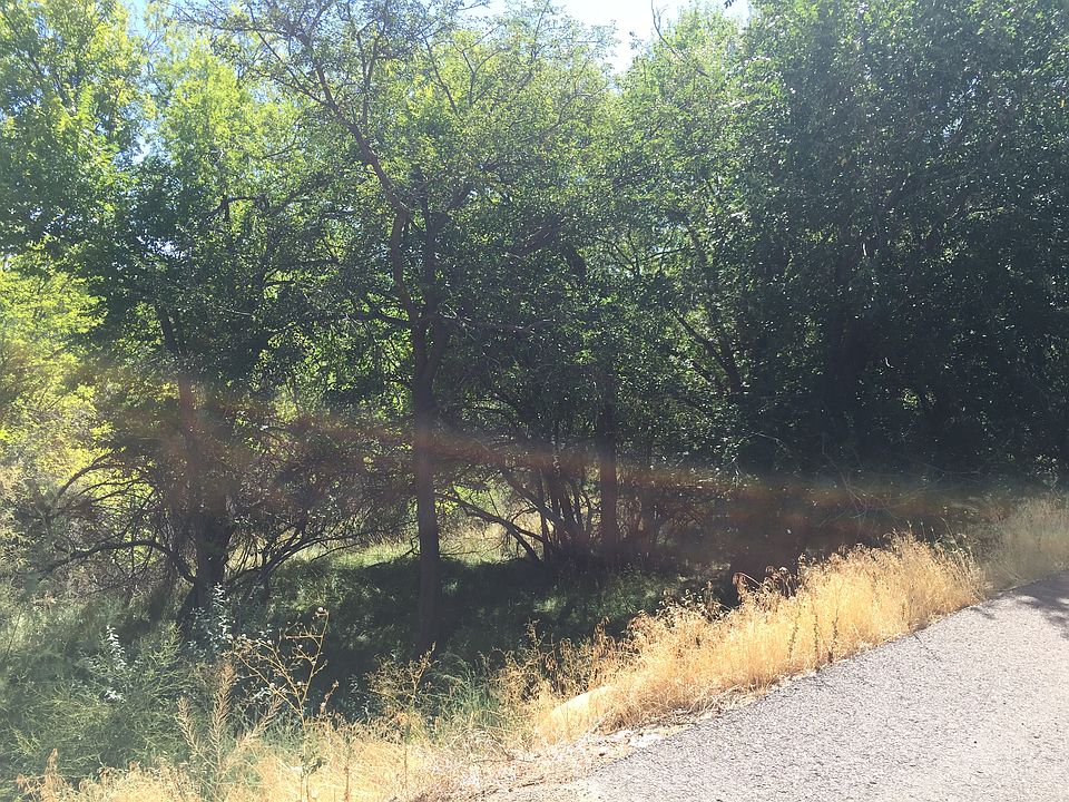 2nd image of 2584 G Rd