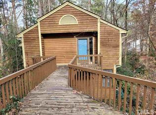 4604 Pebble Ct, Raleigh, NC 27613