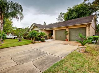 4906 Mistletoe Rd, Pasadena, TX 77505