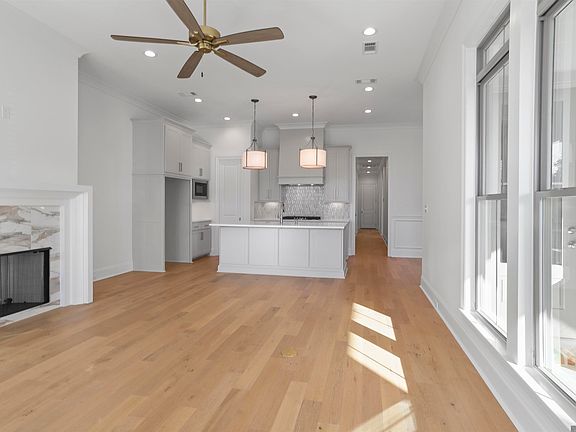 3rd image of 451 Conway Village Blvd