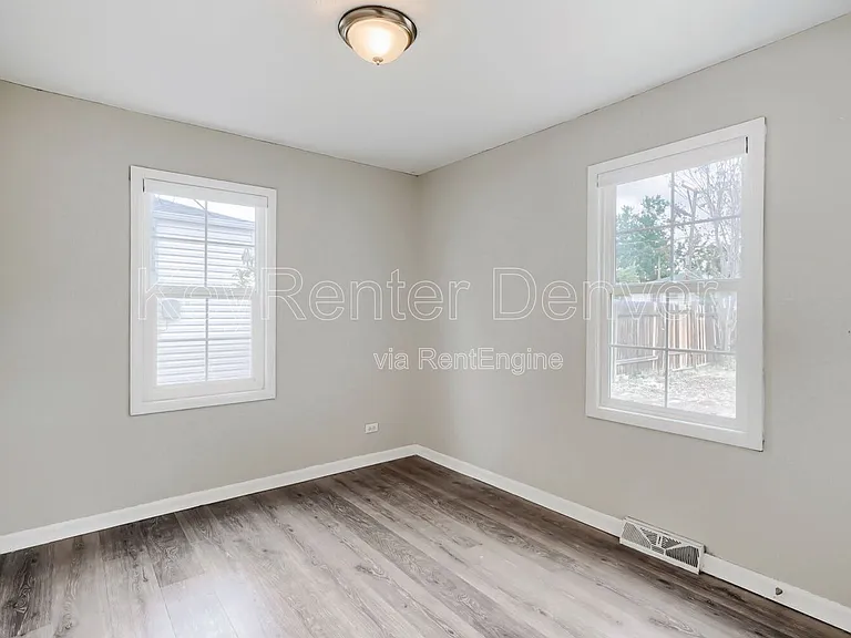 1845 W Stoll Pl — Photo 14