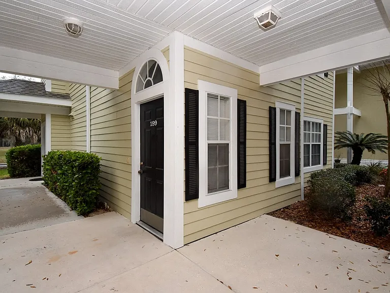 10000 SW 52nd Ave #GG199 — Photo 2