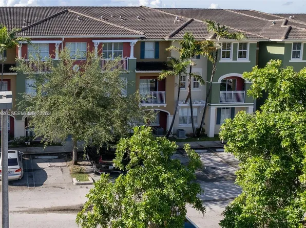 11002 NW 83rd St APT 106, Doral, FL 33178