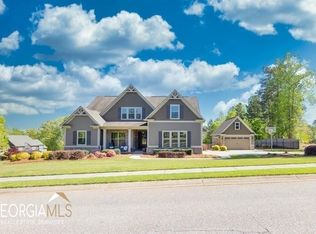 1390 Lakeridge Ct, Jefferson, GA 30549