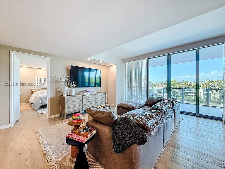 350 Ocean Dr #305N — Photo 14