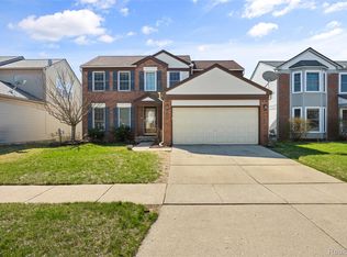 3354 Turnberry Ln, Ann Arbor, MI