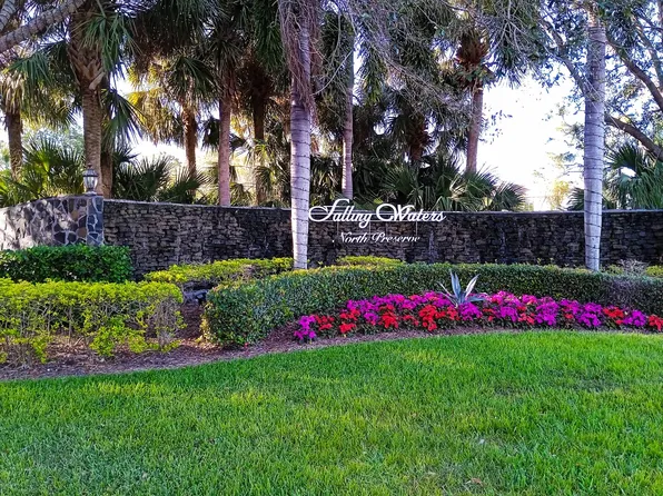 14530 Red Fox Run APT 215, Naples, FL 34110
