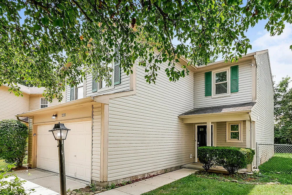 4 bed, 2.5 bath, 1989 sqft, $1,990 — Photo 4