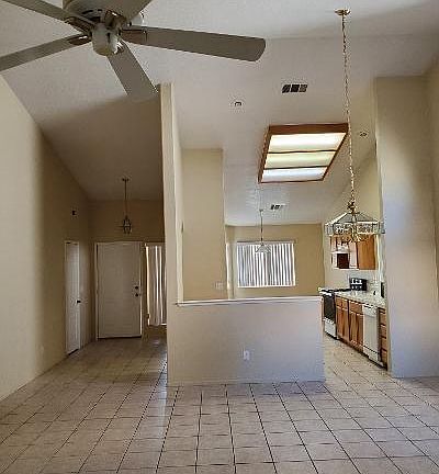 4th image of 5508 Desert Valley Dr