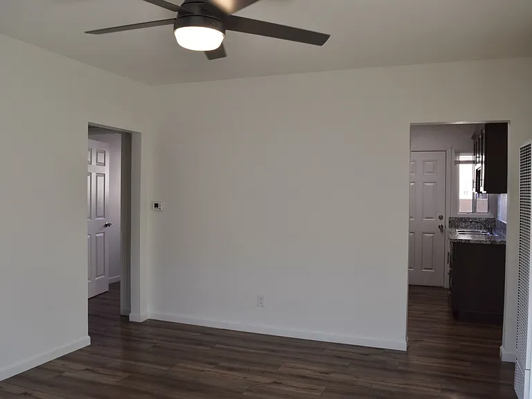 831 Mariposa St — Photo 4