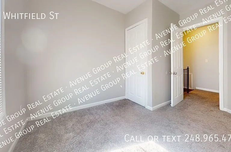 65 Whitfield St — Photo 5