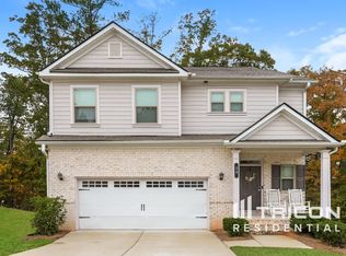 28 Ireland Ln, Dallas, GA 30132