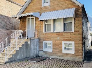 2425 S Sawyer Ave, Chicago, IL 60623