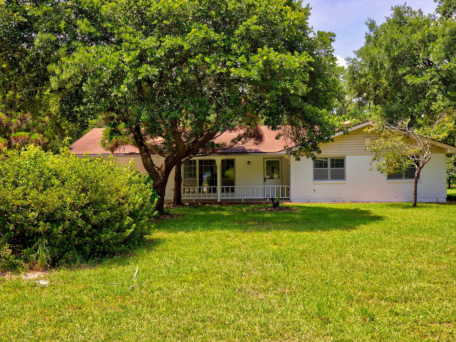 3 bed, 1800 sqft, $1,995 — Photo 4