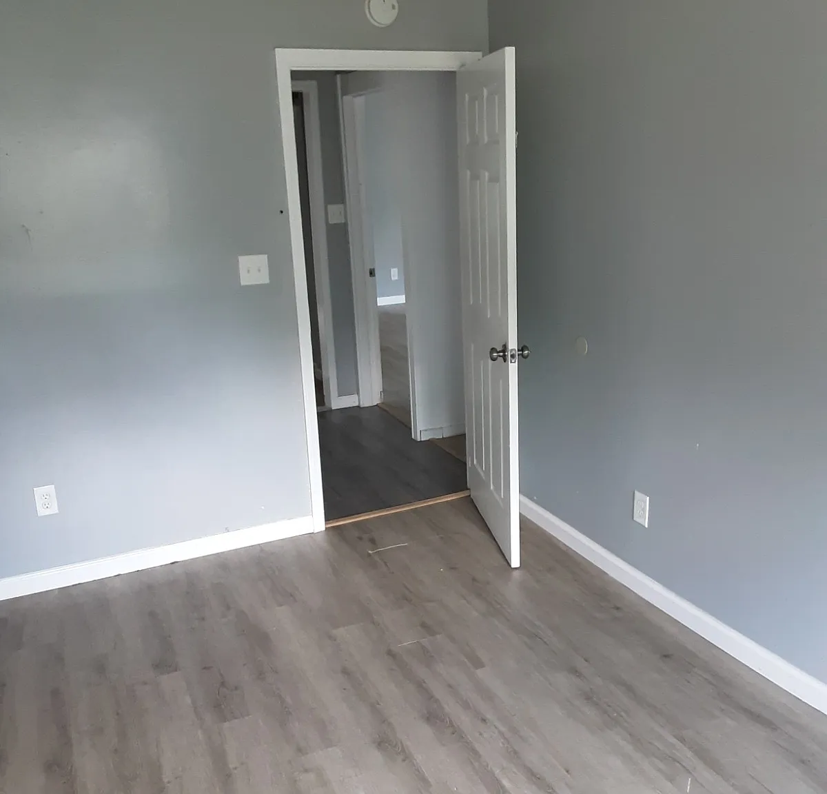 4 bed, $2,200 — Photo 3