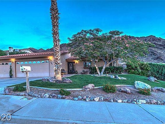 5th image of 796 Marina Dr