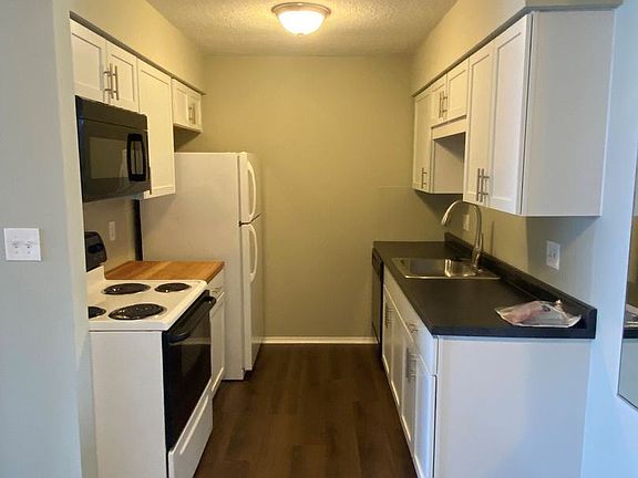 5th image of 650 Ann St APT 303