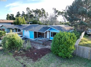 1640 34th St, Florence, OR 97439