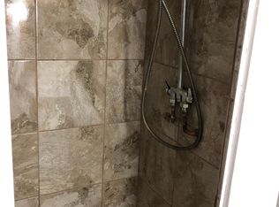 2232 W 3rd St, Waterloo, IA 50701