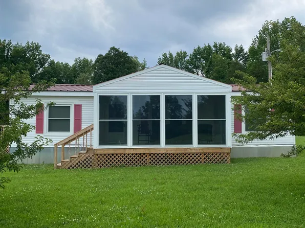 180 Ivy Dr, Oakland, TN 38060
