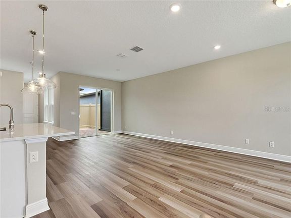 4th image of 7321 Alpine Butterfly Ln