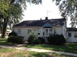 2429 E 142nd St, Burnham, IL 60633