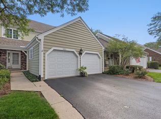 1483 Shire Cir, Palatine, IL 60067