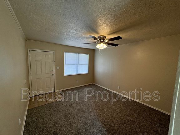 2nd image of 503 N Beaumont St