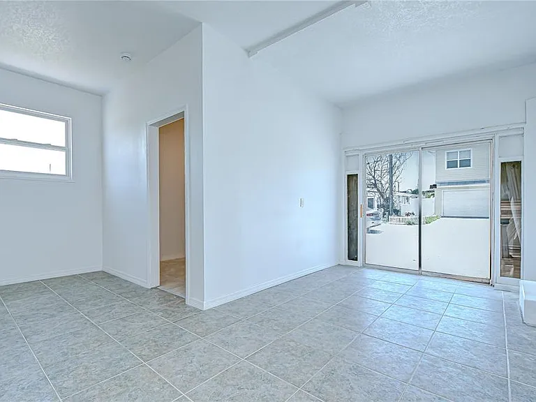 150 E Madeira Ave #3 — Photo 7