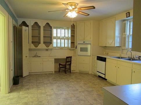 5th image of 2200 Harrison St