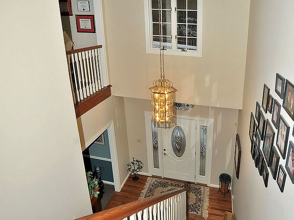 4th image of 18160 Country Trails Ct