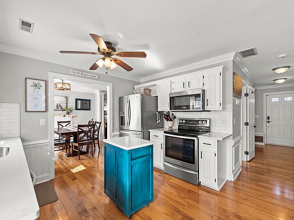 3rd image of 1105 Frosty Ct