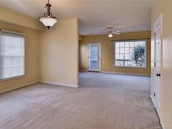 5th image of 109 Callahan Dr