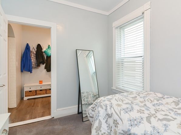 boston-massachusetts-59121008 picture