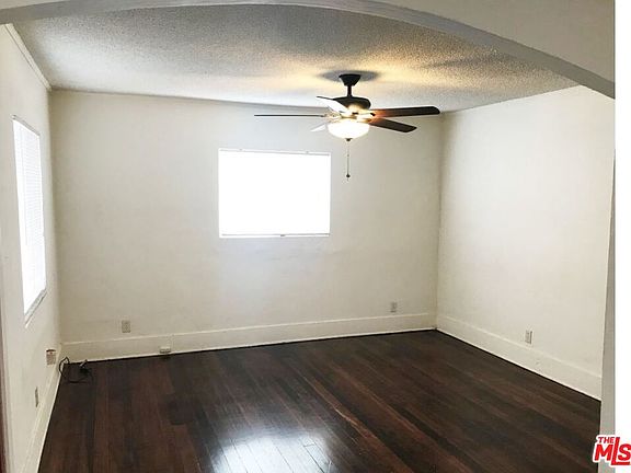 3rd image of 1134 Orange Grove Ave