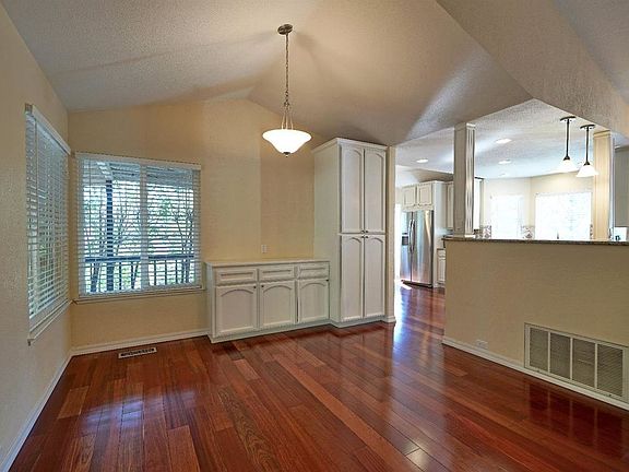 5th image of 2785 Sleepy Hollow Ct